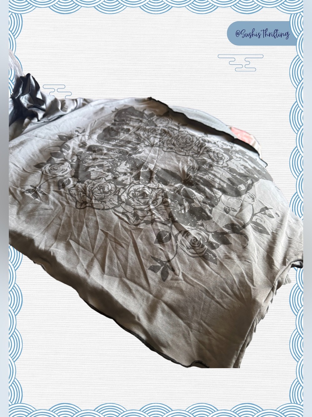 Skull Rose Graphic Oversized Crop Top - Picture 8 of 11